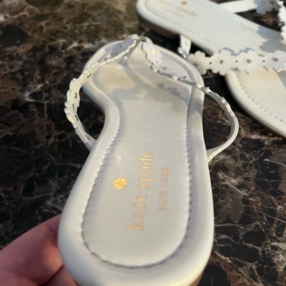 Kate Spade White Floral Embellished Sandals - Picture 12 of 12